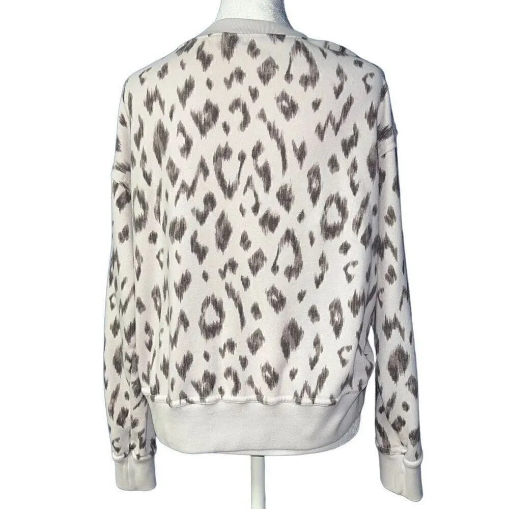 Michael Stars v-neck animal print sweatshirt small - Image 2