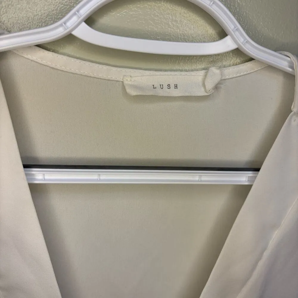 Lush White Semi-sheer 3/4 Sleeve V Neck Blouse Large Feminine Flowy Spring Light - Image 9