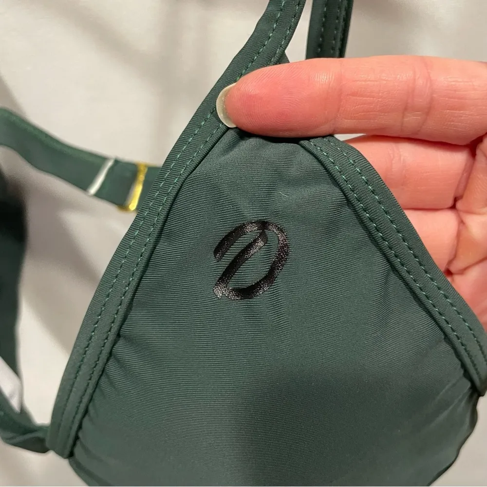 DIXXON NWT army green tanning suit bikini top removable pads adjustable straps Size L - Image 5