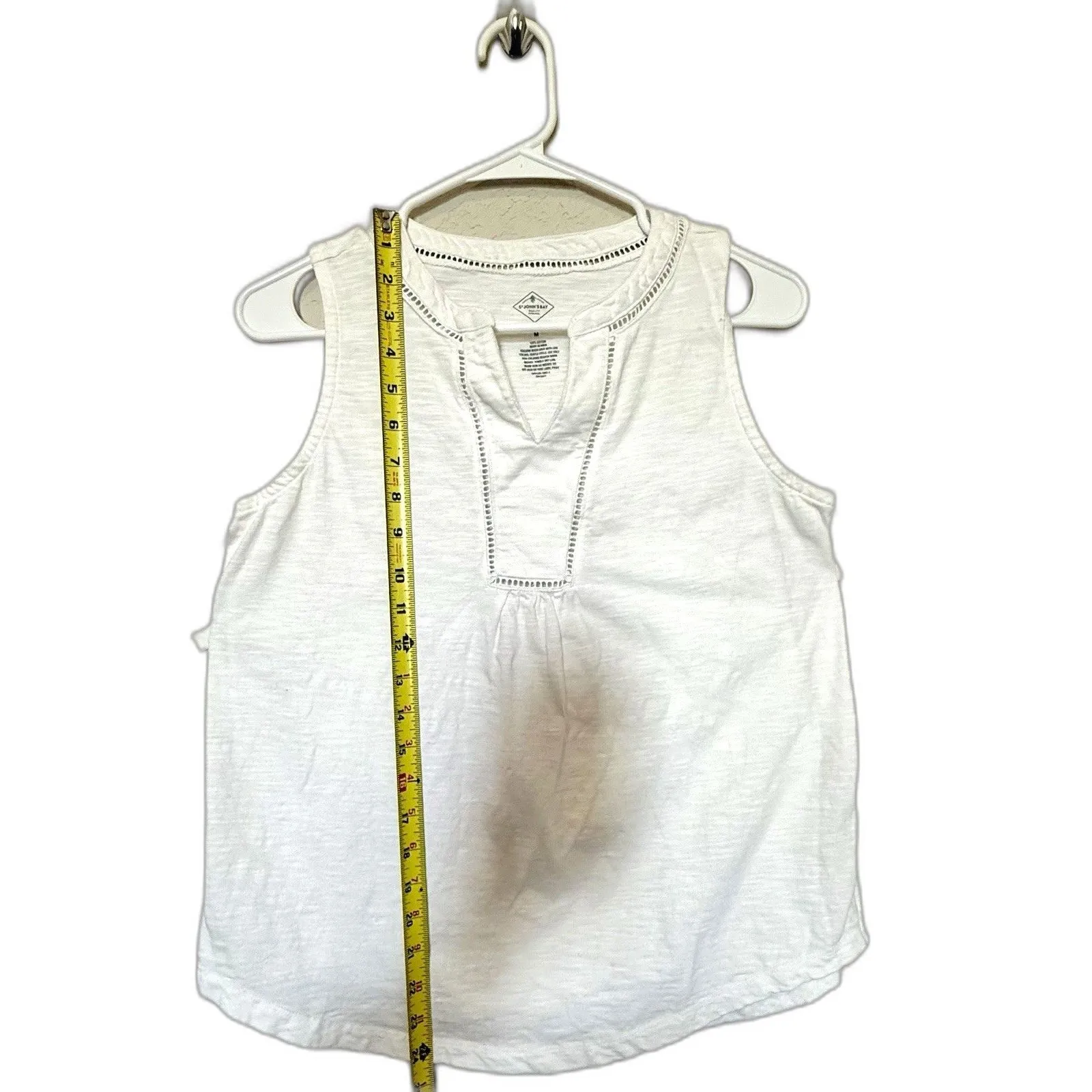 St. John’s Bay White 100% Cotton Tank Top Women’s Medium - Image 5