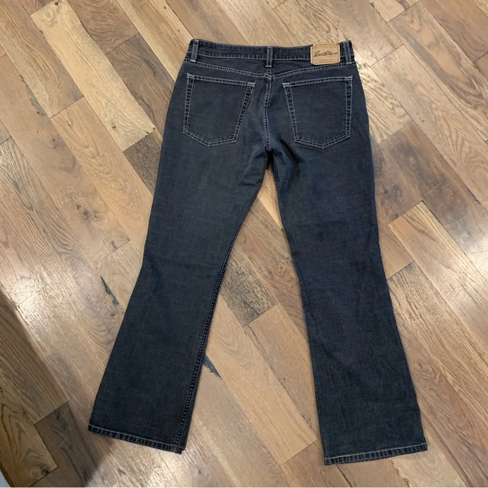 Levis Signature Low Rise Bootcut Jeans Size 11 - Image 3