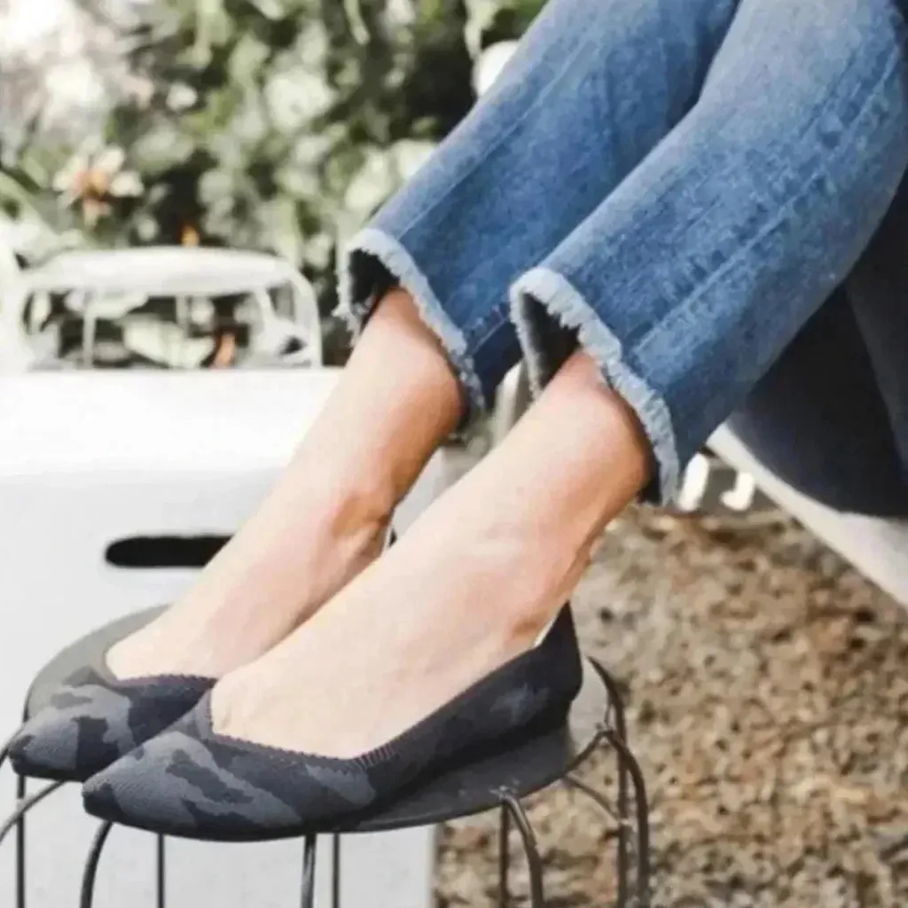 ROTHY’S The Point Gray Camo Camouflage Pointed Toe RETIRED Flats Size 7.5 - Image 13