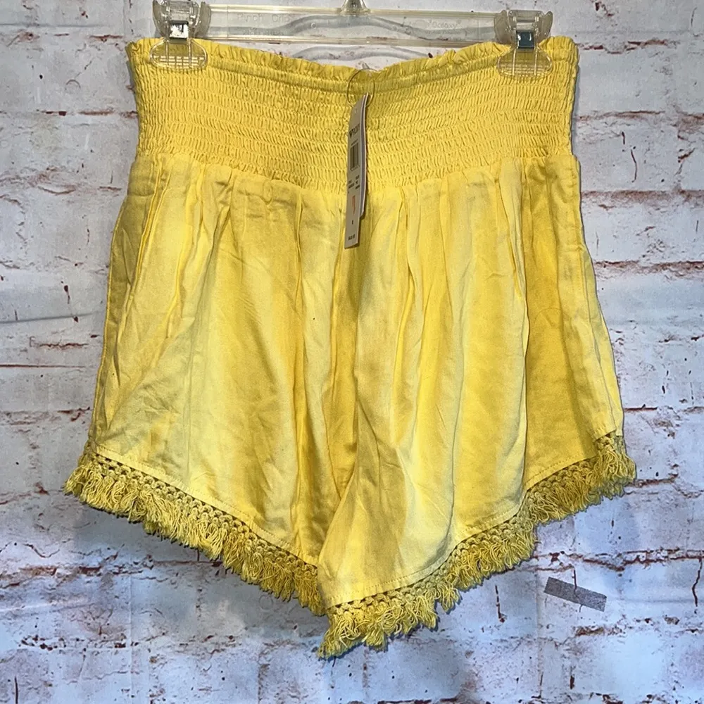 Roxy Endless beauty beach shorts yellow M pull on lightweight stretch - Image 6