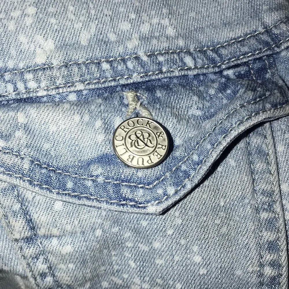 Distressed Rock & Republic Vest - Image 5