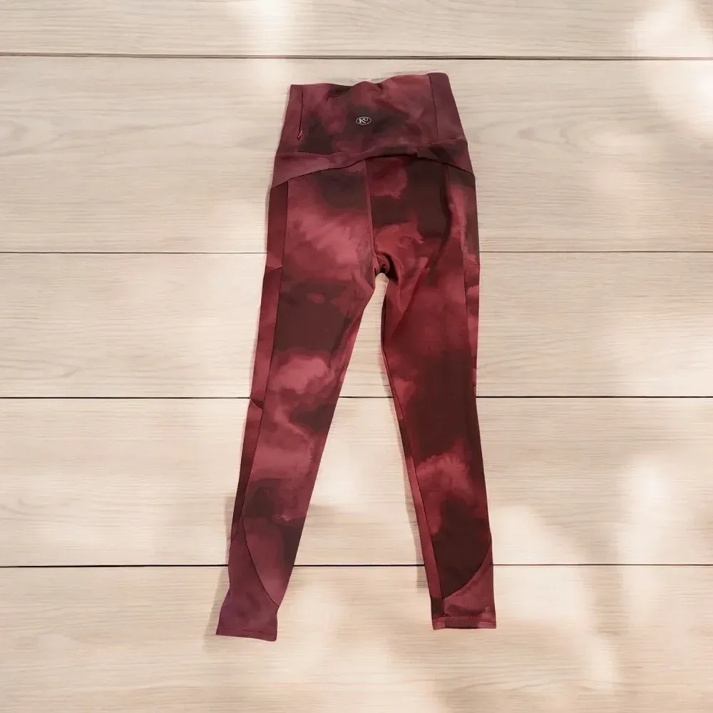 Kay Unger Red Leggings High Waist Dynamic Design - Image 2