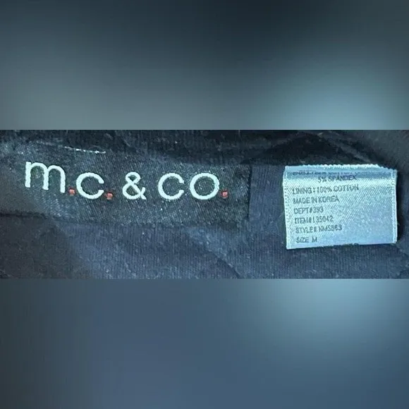 Quilted Velour Snap Closure Black Vest Med Old Money Quiet Luxury Preppy Coastal - Image 3