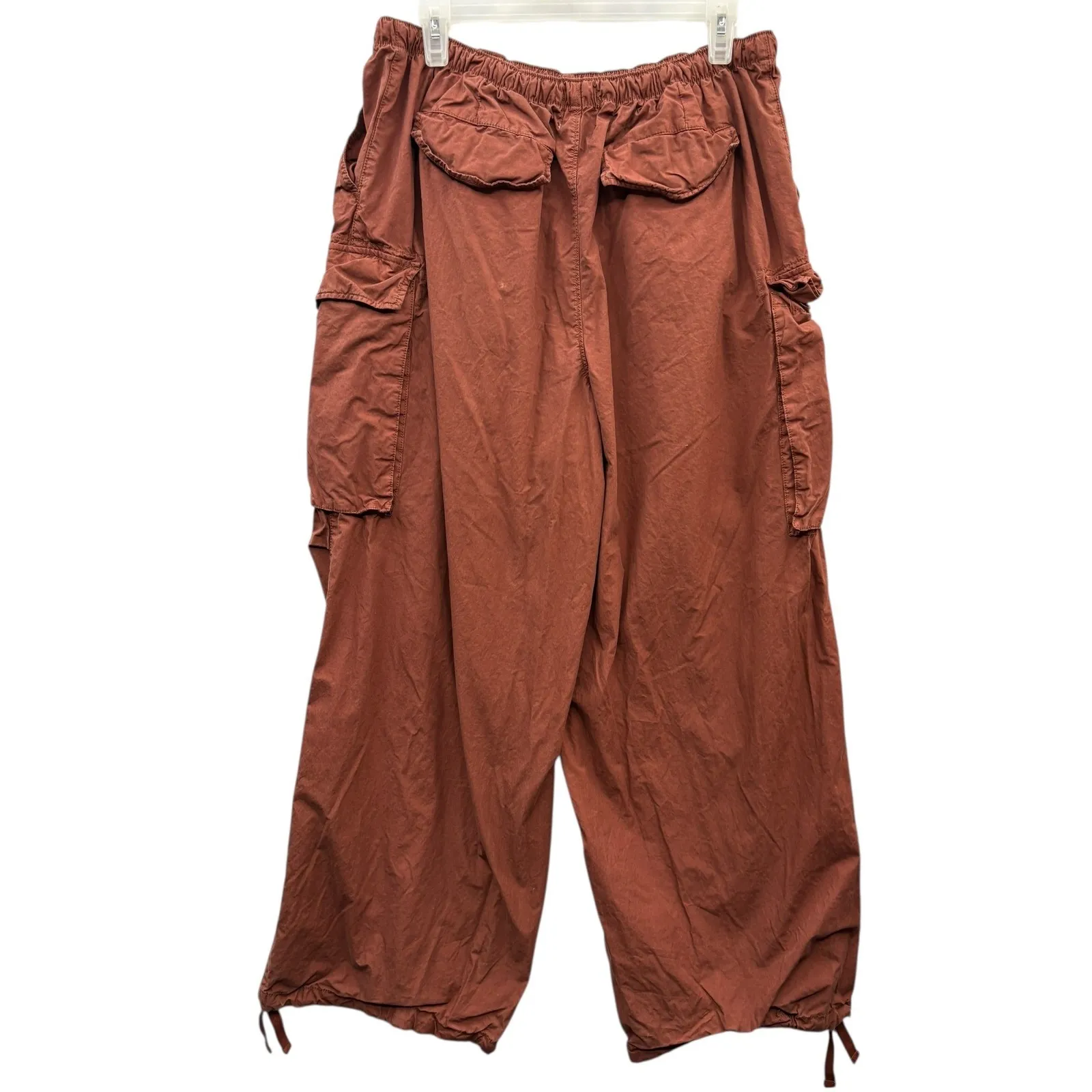 Urban Outfitters Woman's Cargo Parachute Pants Wide Leg Techwear Grunge Edgy M - Image 2