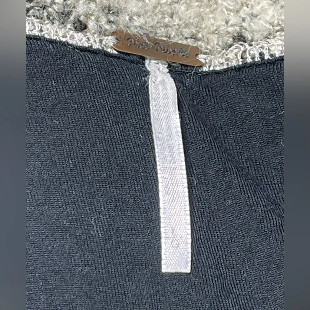 Free People Black and Tan Cardigan - Image 14