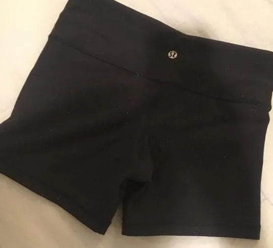 Lululemon Reversible Shorts - Image 4