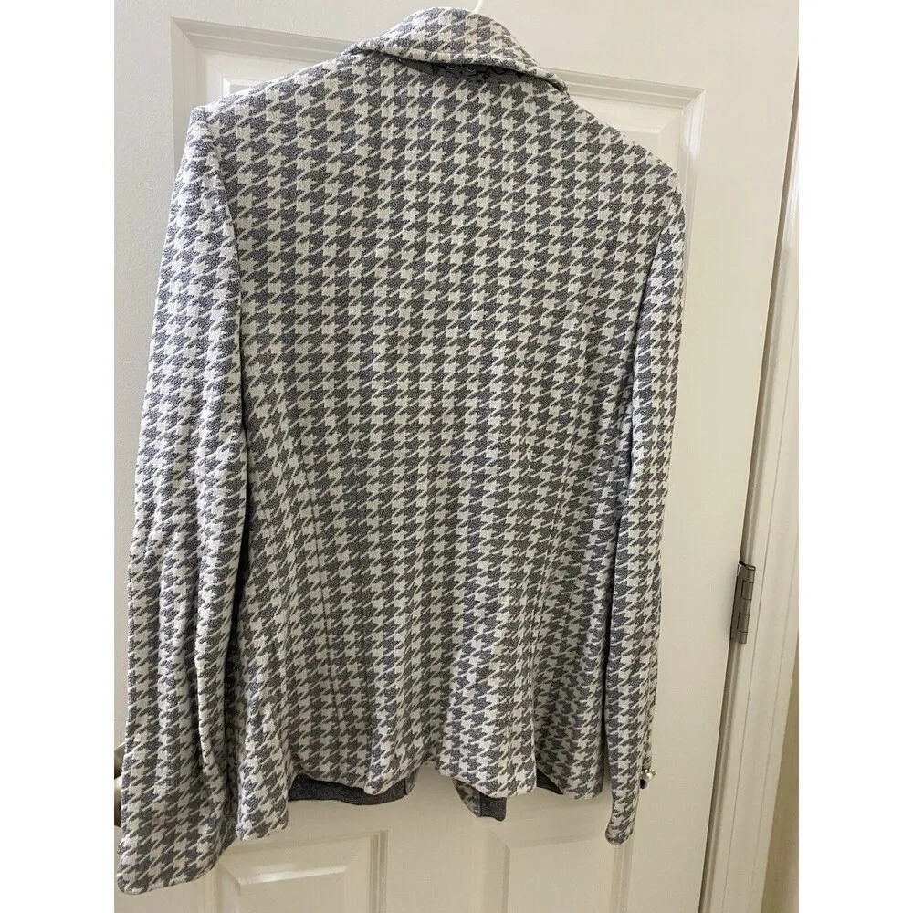 St.John Collection Sz 12 White Gray Houndstooth Knit Pearl Button Jacket Blazer - Image 11