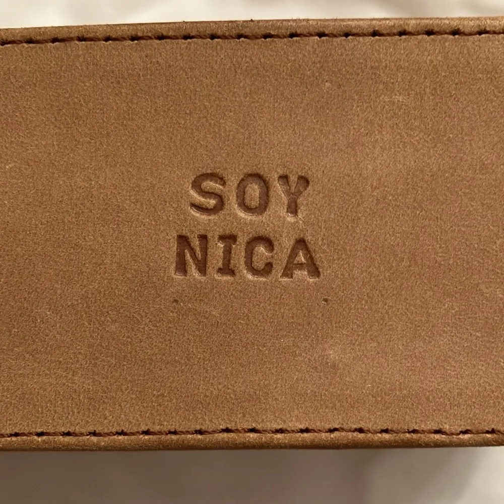 Soy Nica Light Brown Genuine Leather Zip Pouch Tan - Image 3