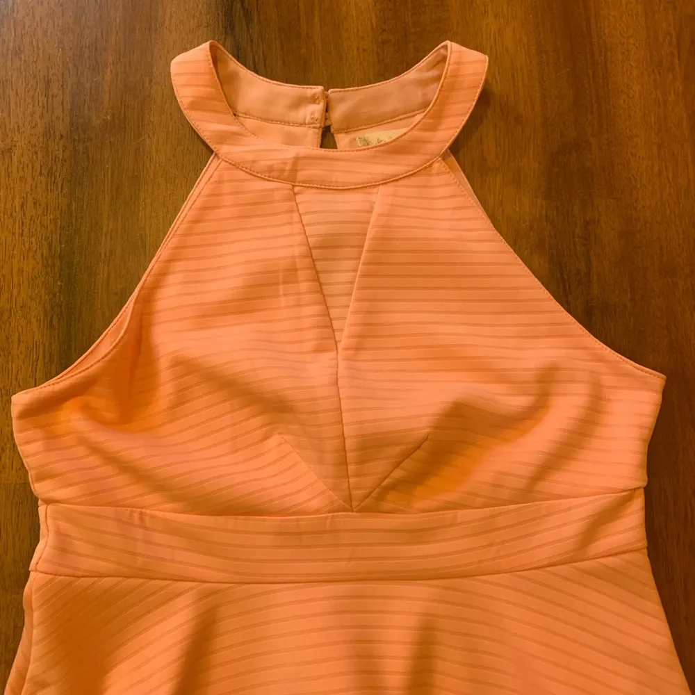 Altar'd State Dress Large Peach Halter A-Line Dress Keyhole back opening Zip - Image 5