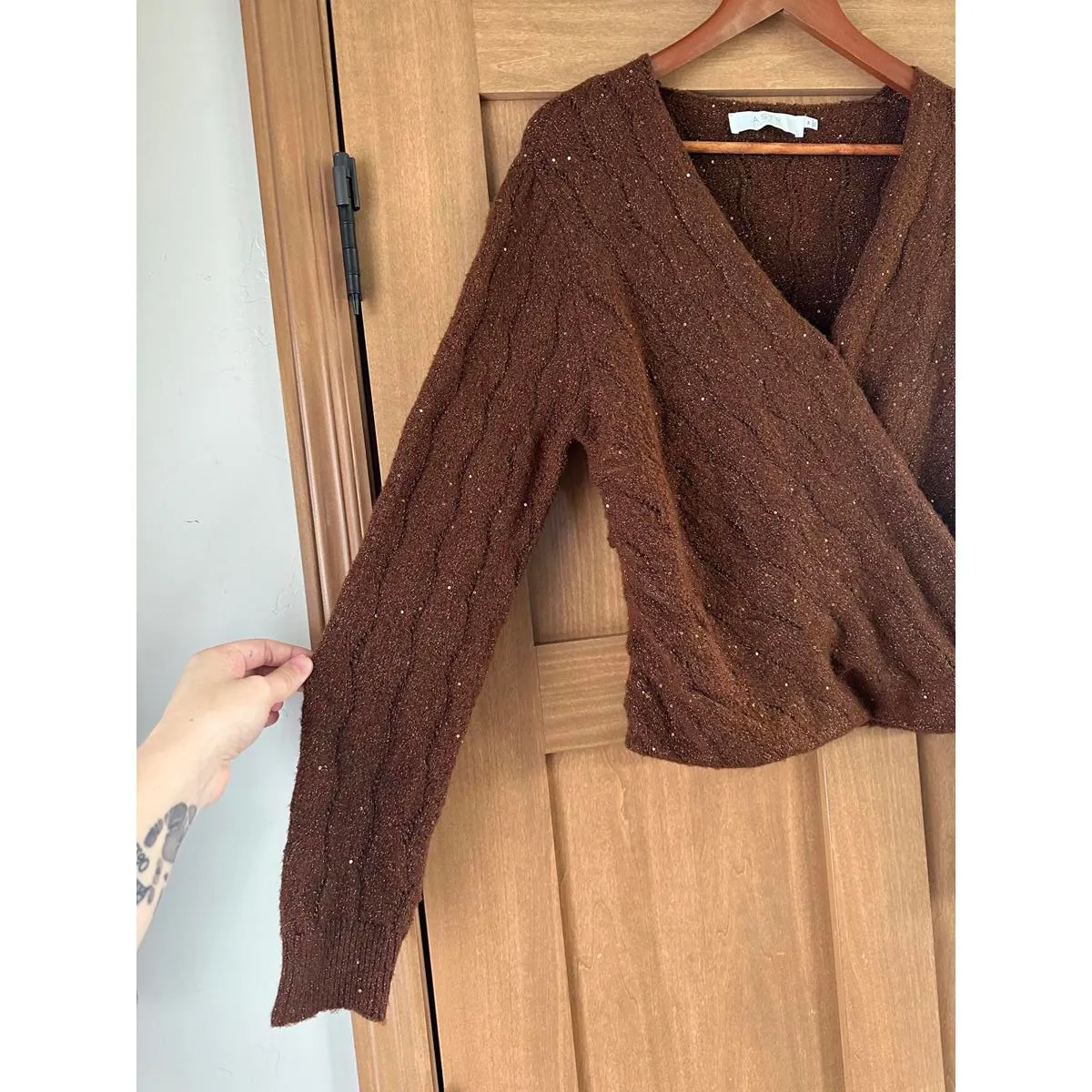 ASTR The Label Metallic Sequin Surplice Cable Stitch Sweater Copper Brown Medium - Image 4
