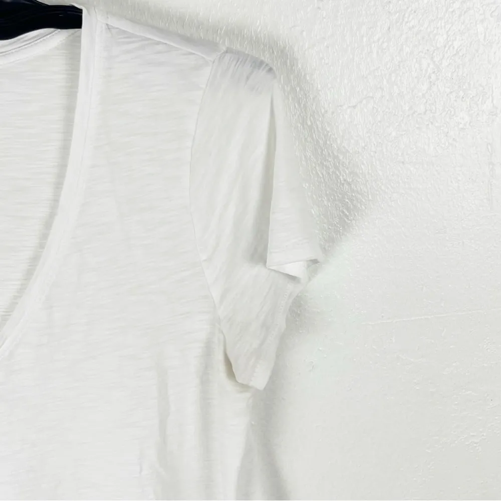 LILLY PULITZER White Deep V-Neck Short Sleeves Sheer Burnout Tee, Size Small - Image 8