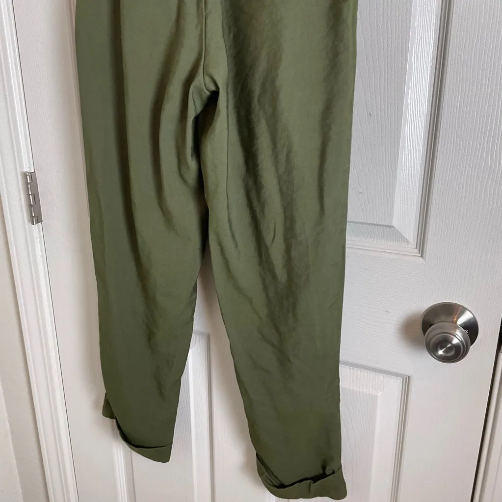 Women's High-Rise Slim Fit Effortless Pintuck Ankle Pants A New Day Olive size 4 - Image 9