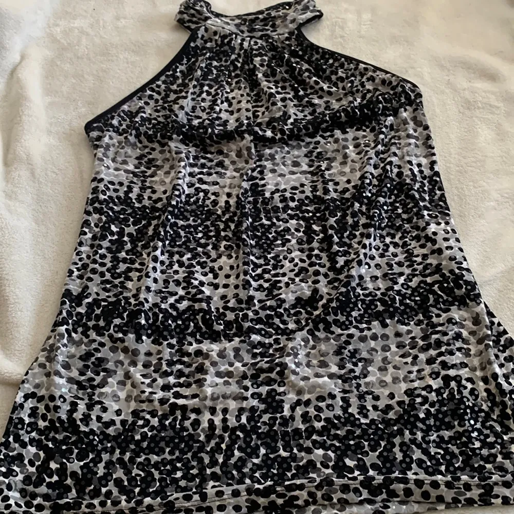 Apostrophe Halter style slinky top - Image 3