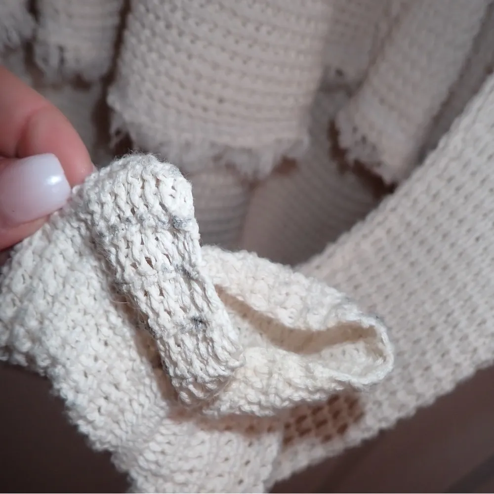 Free People Womens Pullover Sweater Ivory Cold Shoulder V Neck Ribbed Fringe S - Image 5