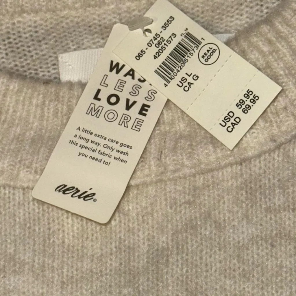 Aerie Teddy Boucle sweater L NWT - Image 4