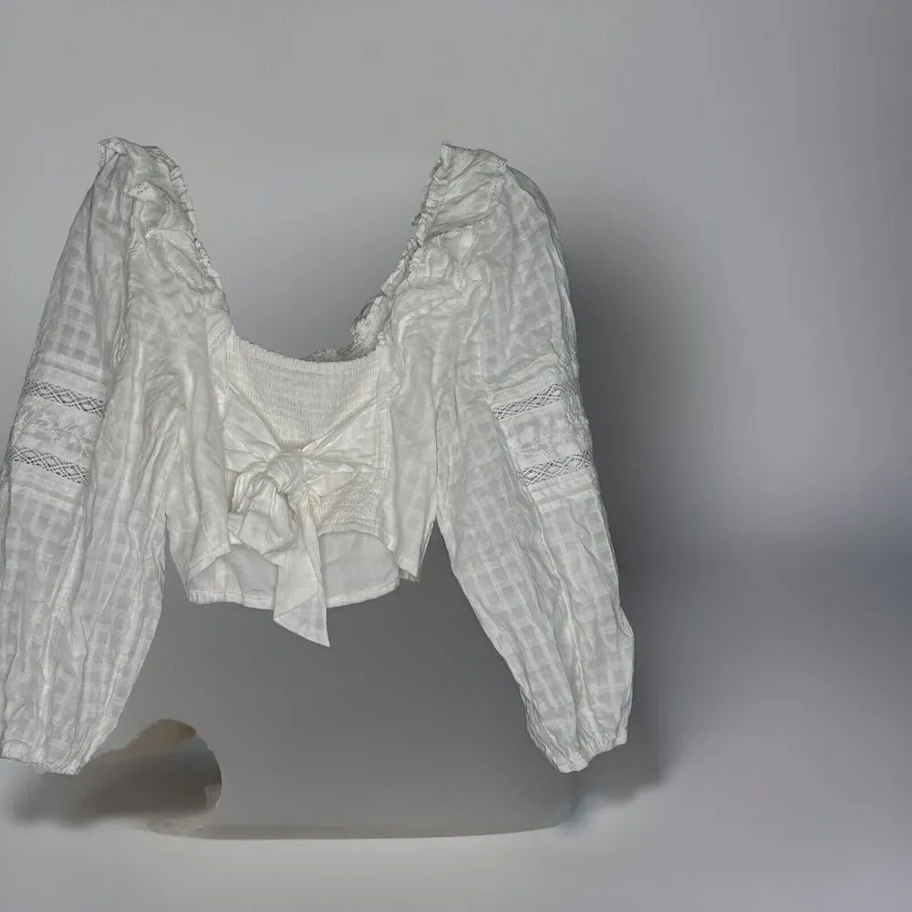 Outfitters White Ruffle Long sleeve Crop Top SIZE Large NWT - Image 2