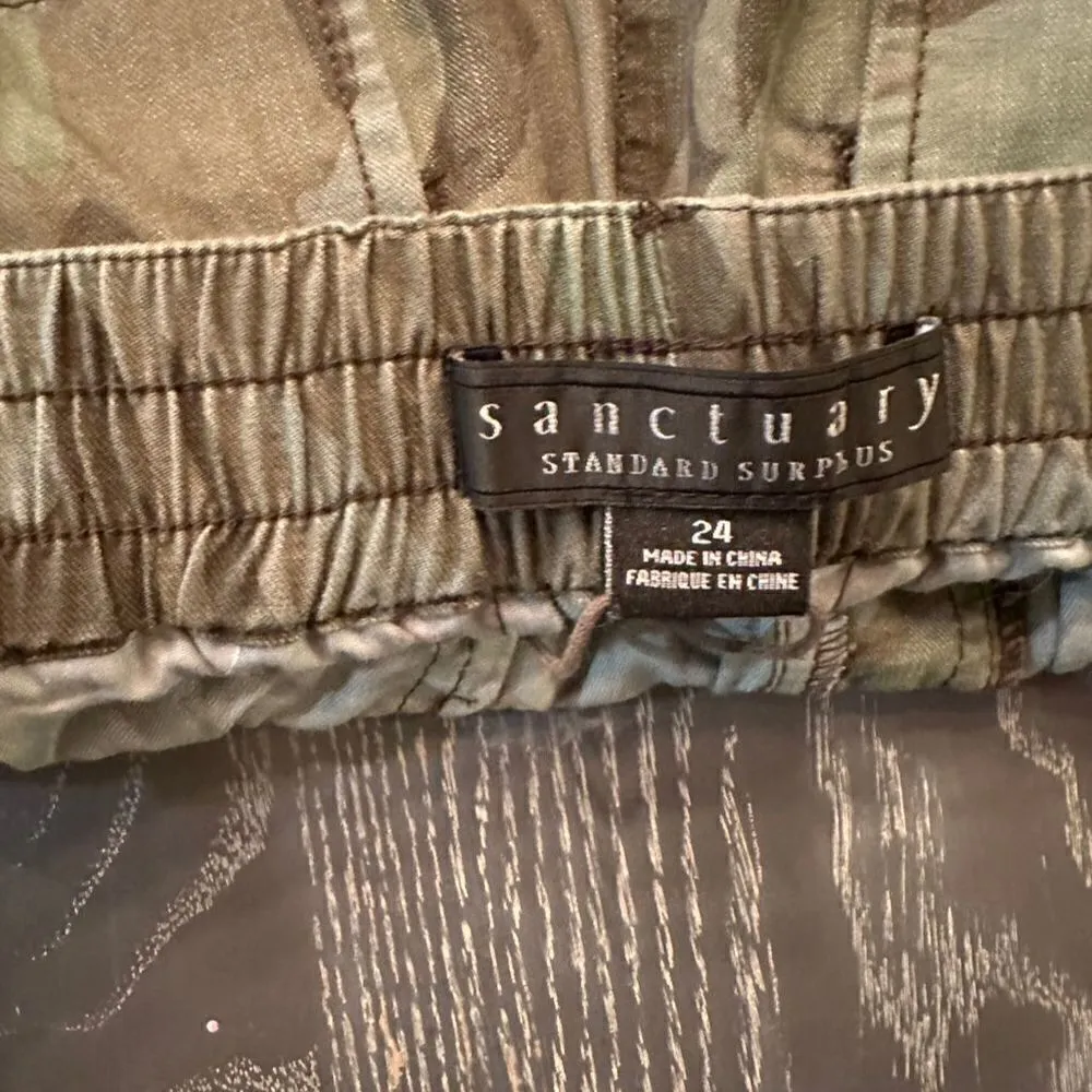 Sanctuary Women's Camouflage Print Shorts Green Size 24 Surplus Style - Image 6