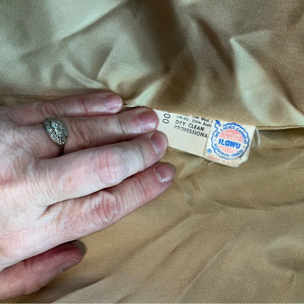 Nice Vintage 1960s/70s Mackintosh Wool Coat! Size M - Image 7