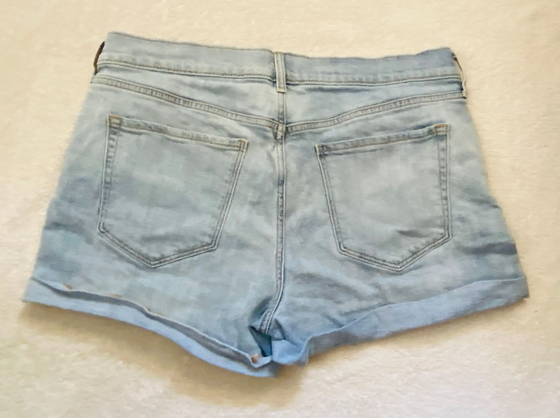 Old Navy Shorts  - Image 2