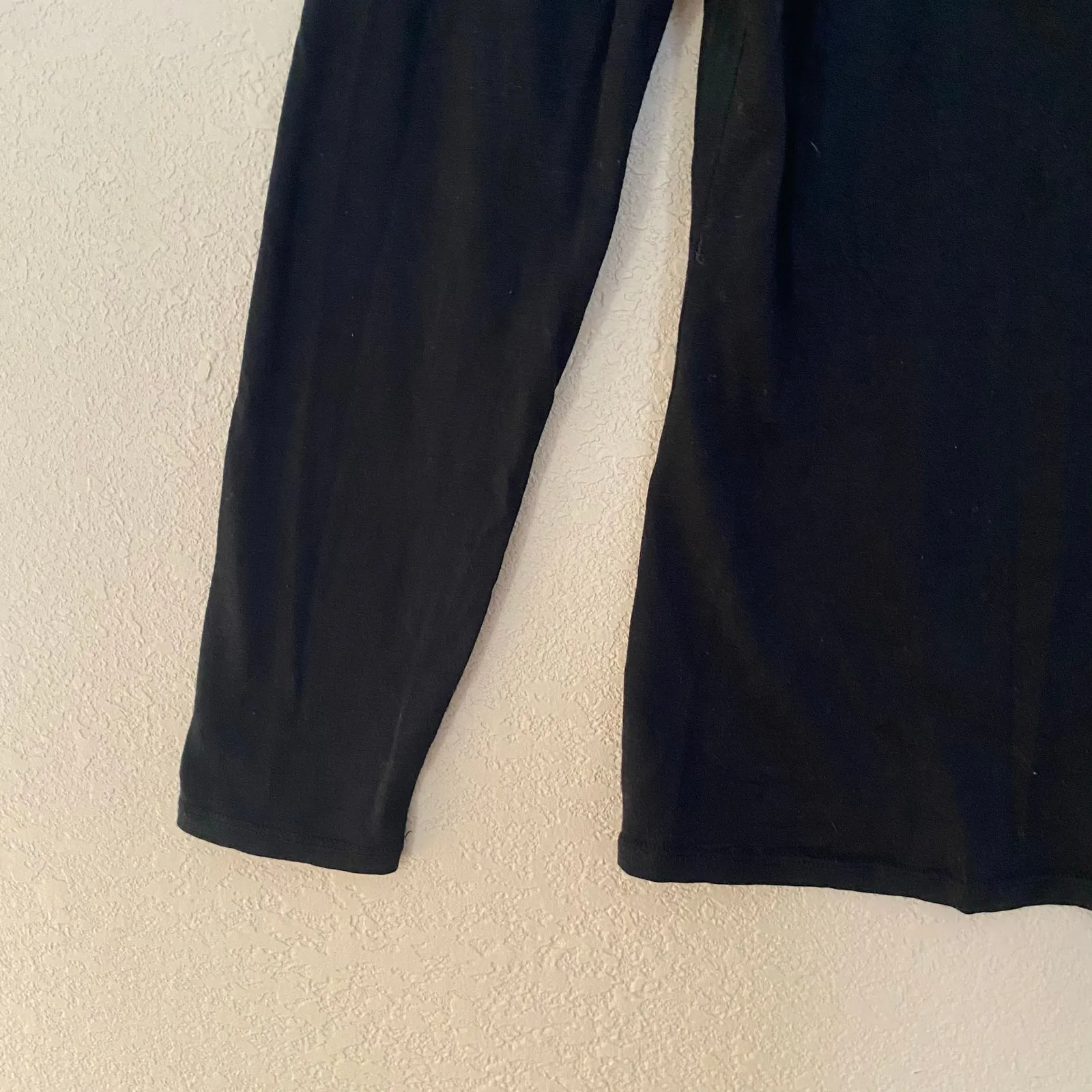 Seg'ments Black Long Sleeve V - Image 4