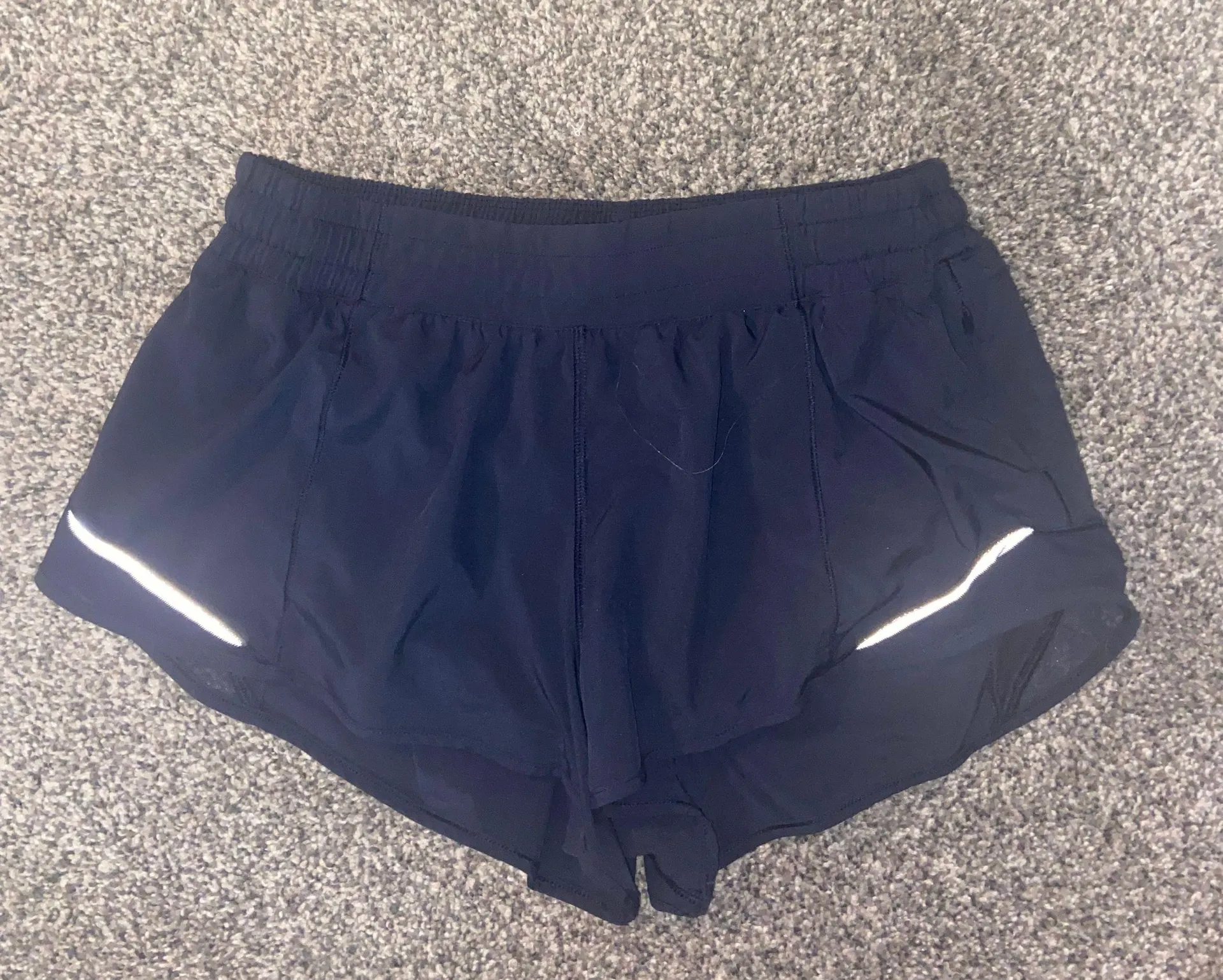 Lululemon Hotty Hot Shorts - Image 3