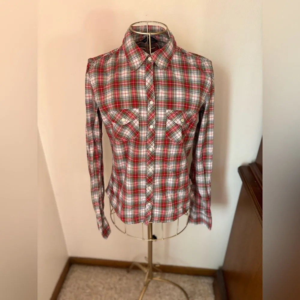 Abercrombie red plaid snap front long sleeve top size small 95 % cotton - Image 2