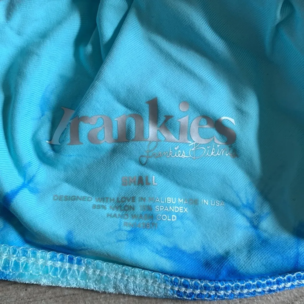 Frankie’s bikinis Liam top in aqua - Image 6