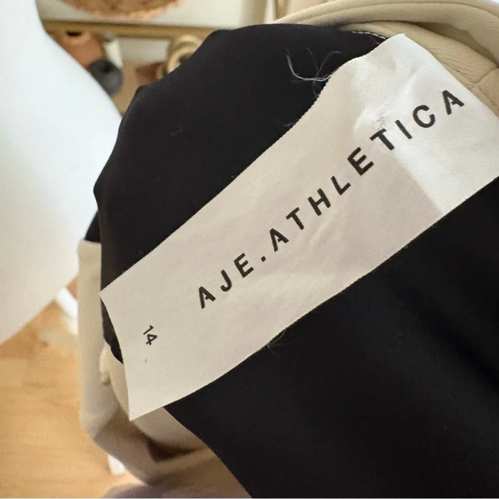 AJE ATHLETICA Cream Full Zip jacket Size‎ 14 White - Image 8
