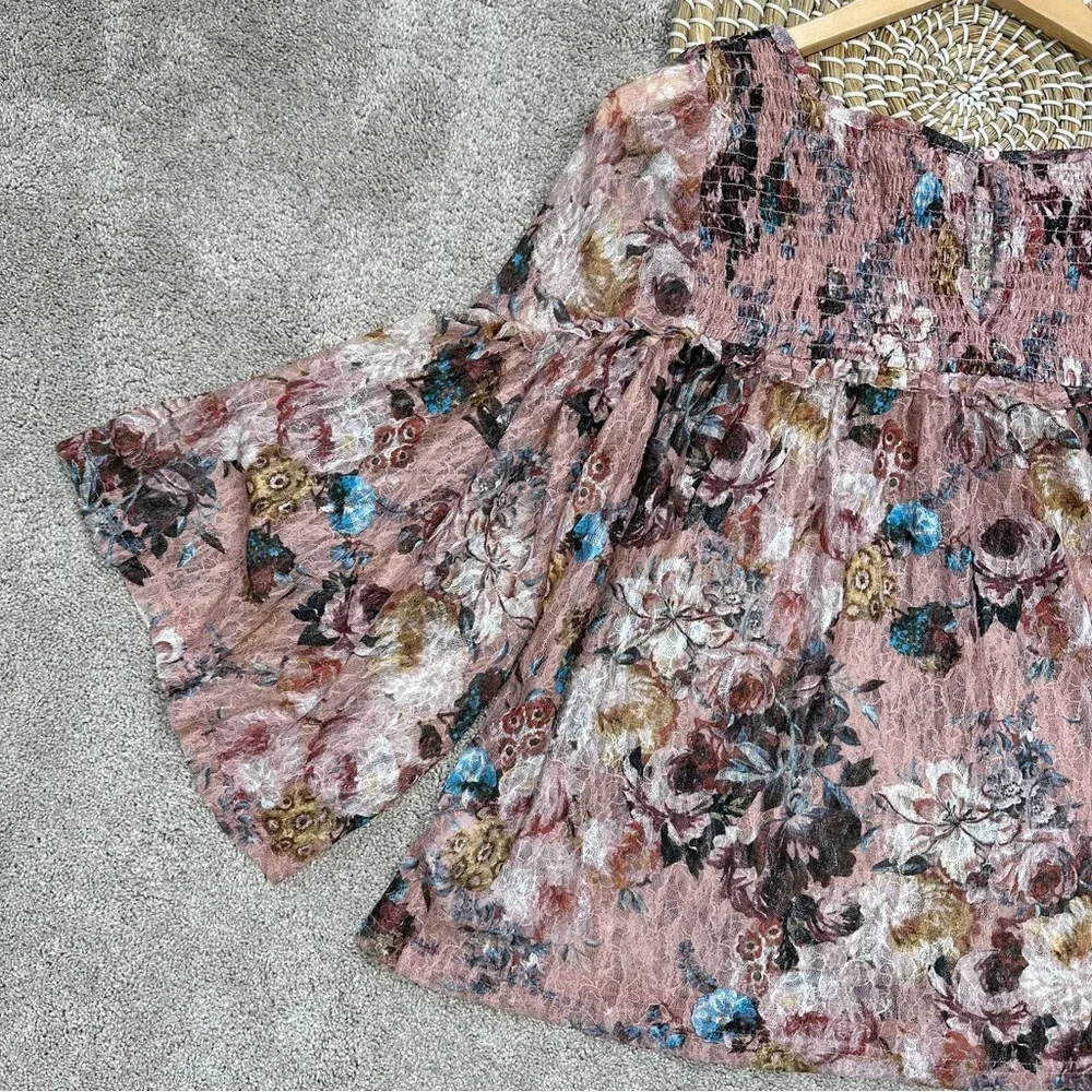 Anthropologie Akemi + Kin Floral Lace Patrizia Bell Sleeve Smocked Top Boho S - Image 9