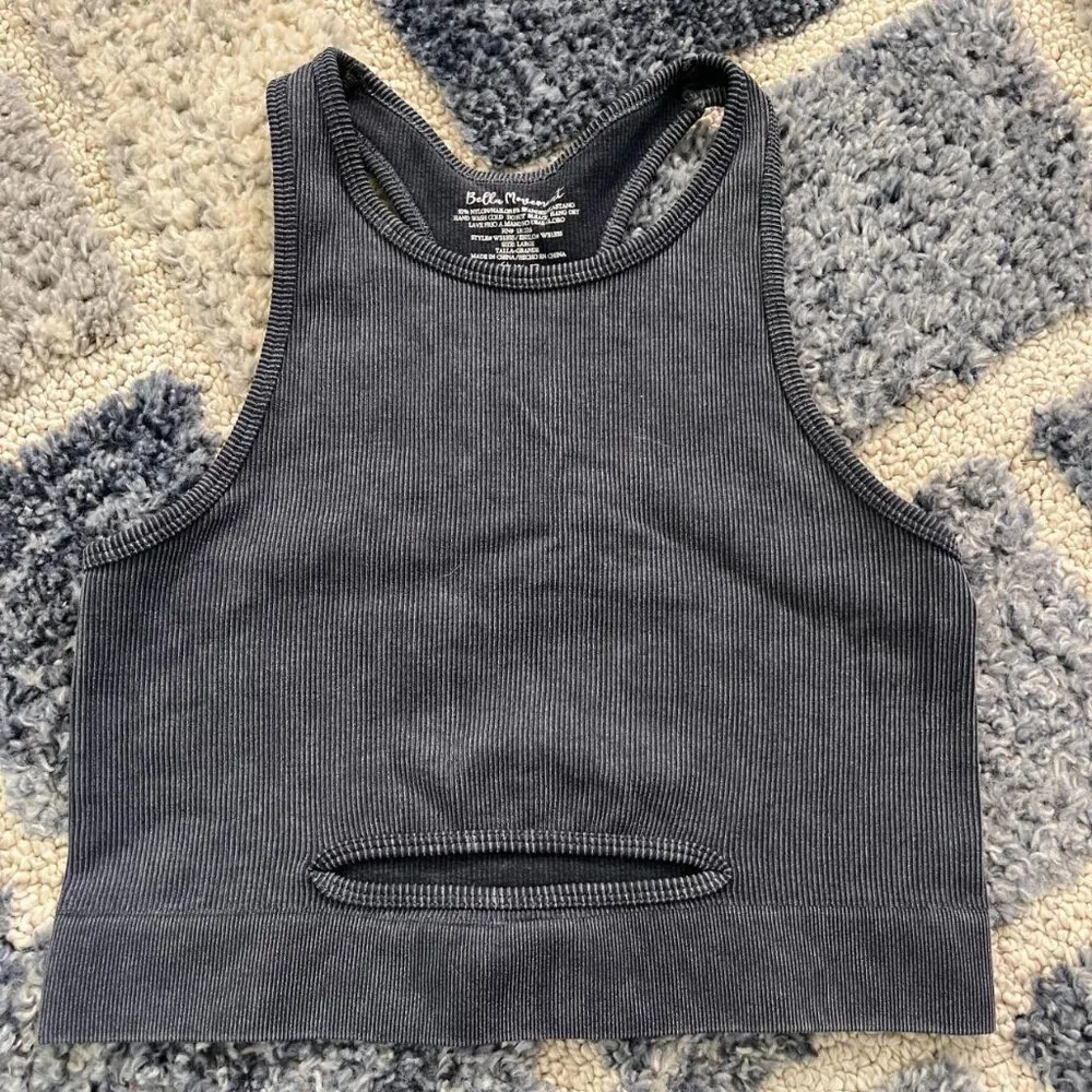 Bella movement dark teal sports top w cutout Women's size L Blue Size L - Image 4