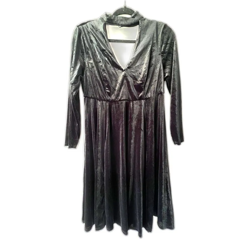 TORRID Torrid Black women Velvet High Neck Cutout Skater Mini Dress Sz 00 - Image 6