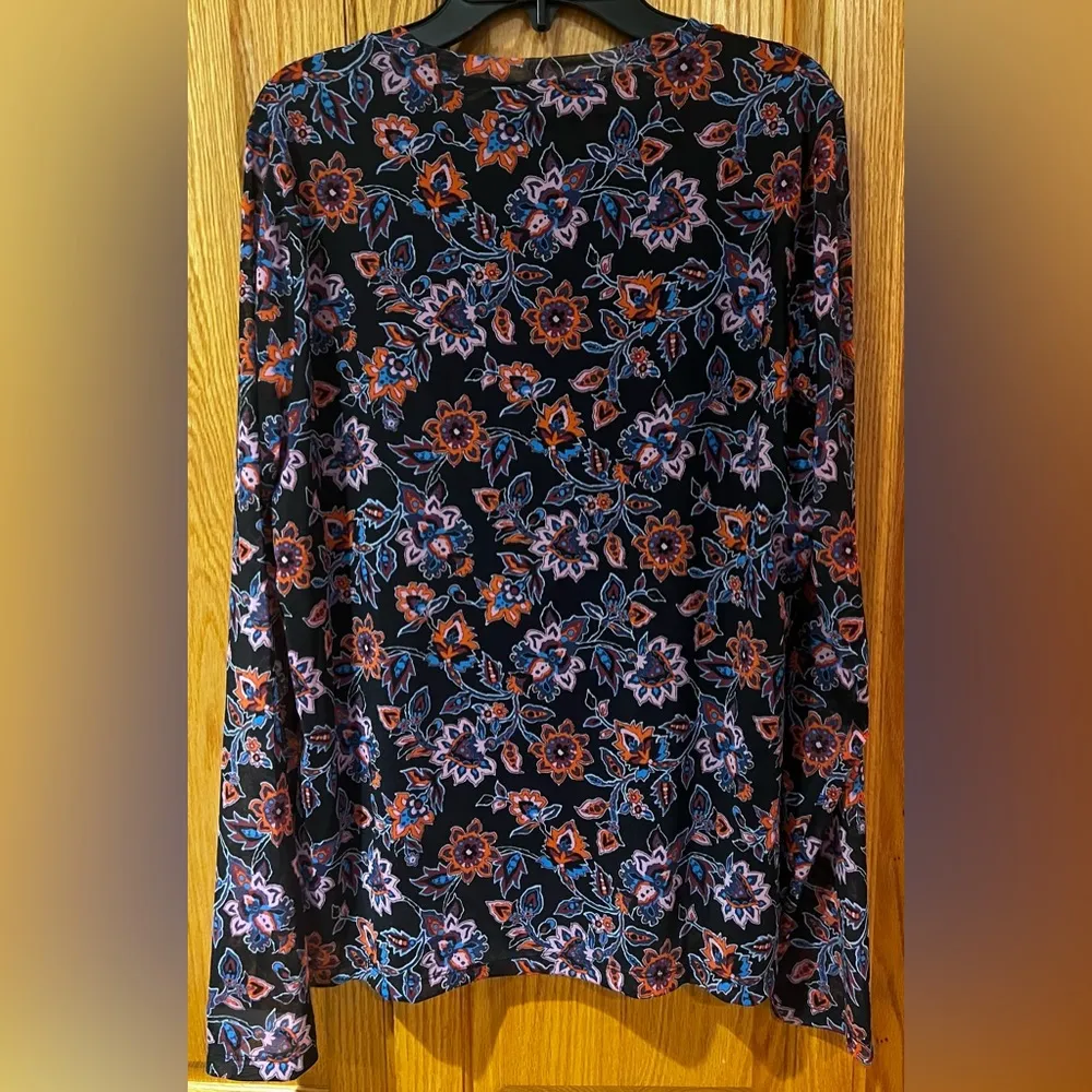 Banana Republic Long Sleeve Fitted Mesh Top in Boho Paisley Print Size Large NEW - Image 9