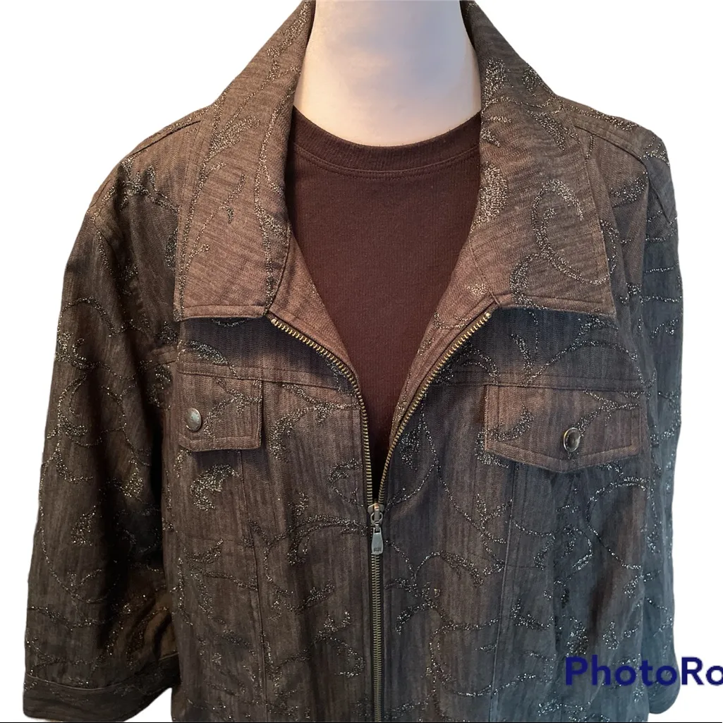 Peter Nygard Black Denim with Silver Sparkle Embroidered Detail Jacket Size 22 - Image 3