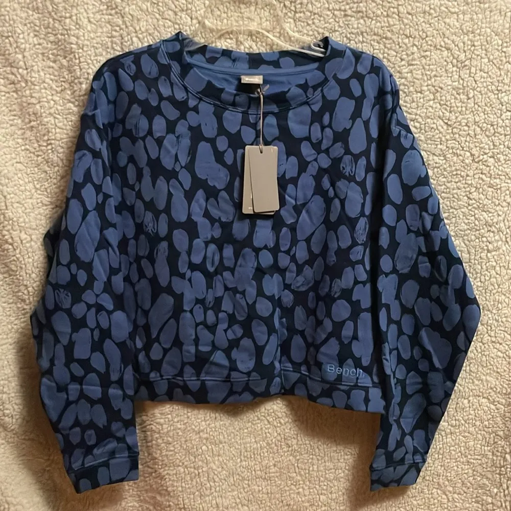 14BW. Bench Adorable Sweater. Size Small - Image 3