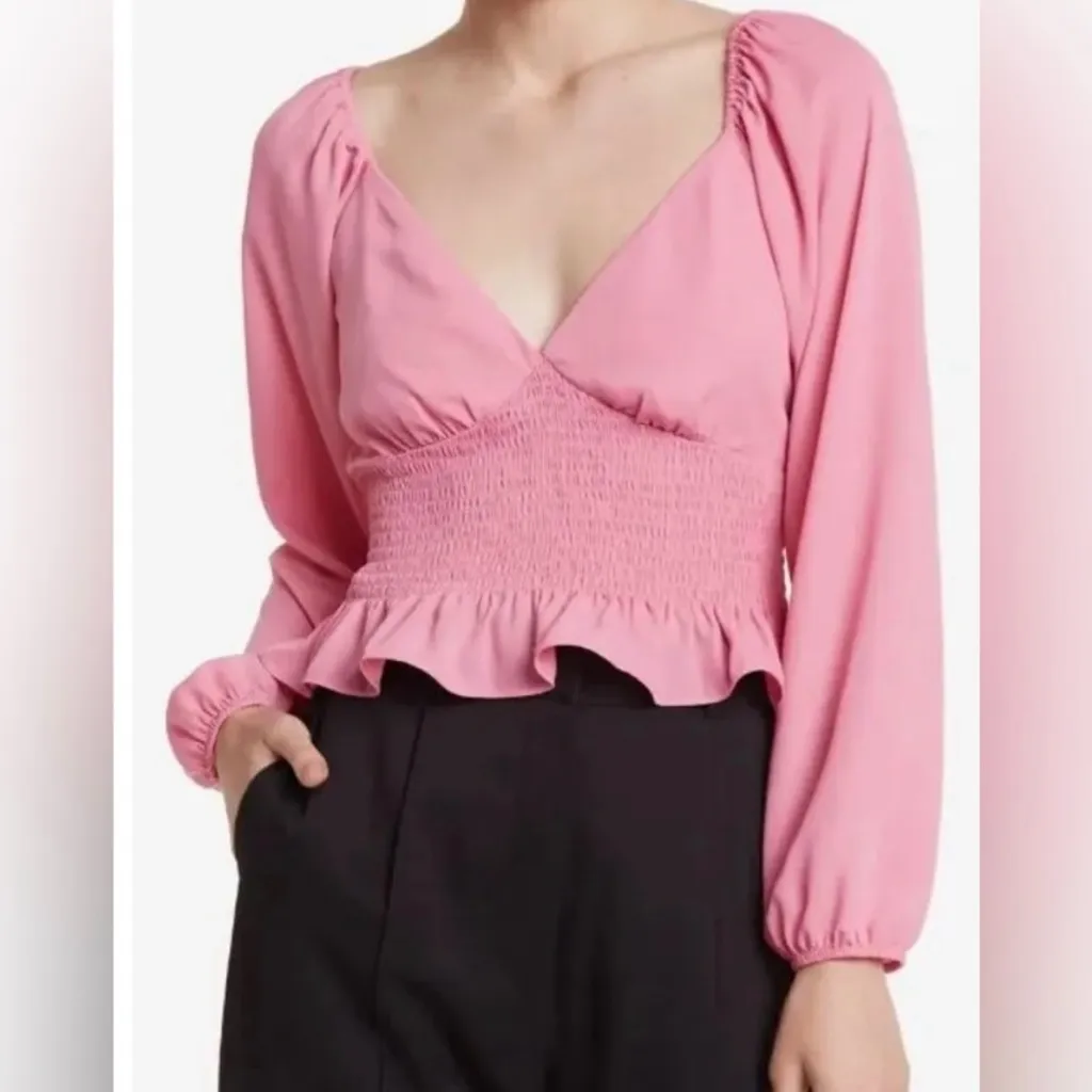 WAYF‎ pink smocked blouse with raglan sleeves size Medium NWT - Image 3