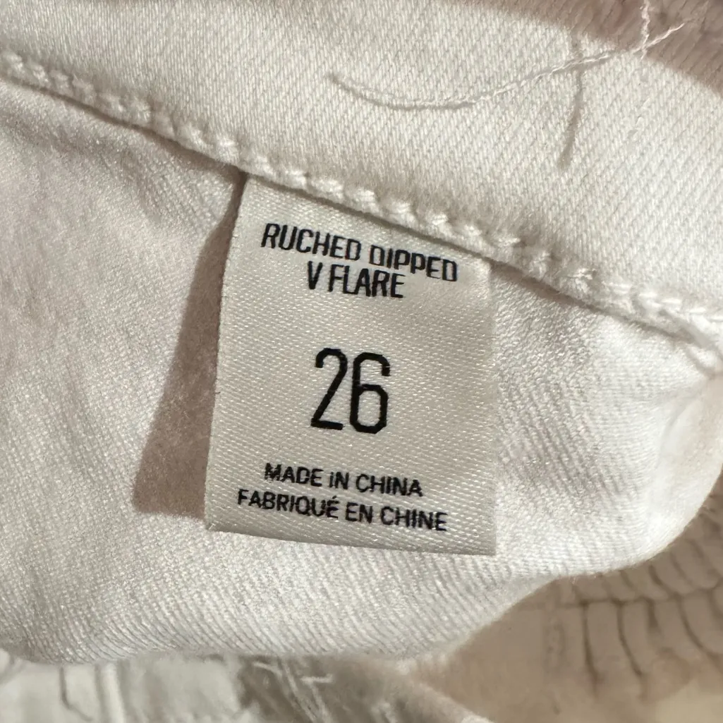 Urban Outfitters BDG Ruched V-Front Flare Jeans White Women’s 26 - Image 4