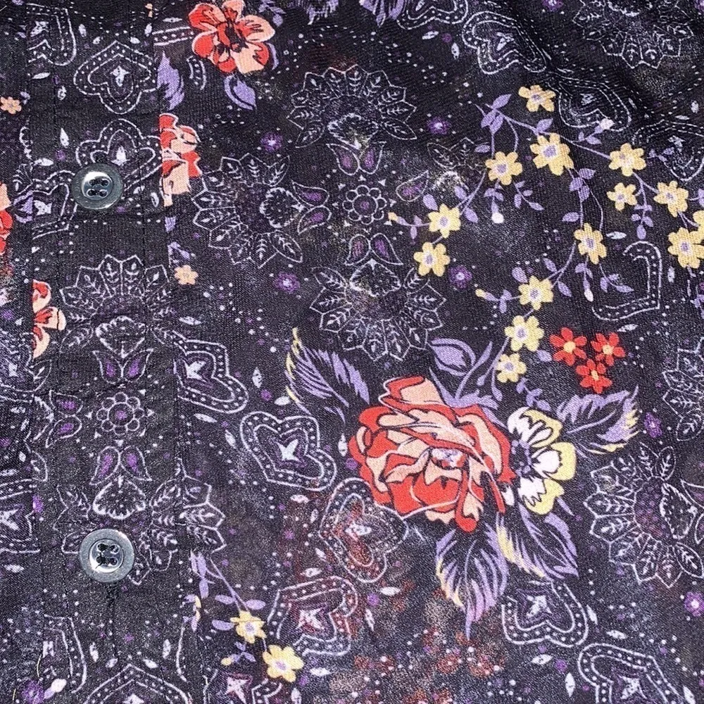 Panhandle ‎ Sheer Floral Sleeveless Button Down Blouse -Sz Large- NWT - Image 4