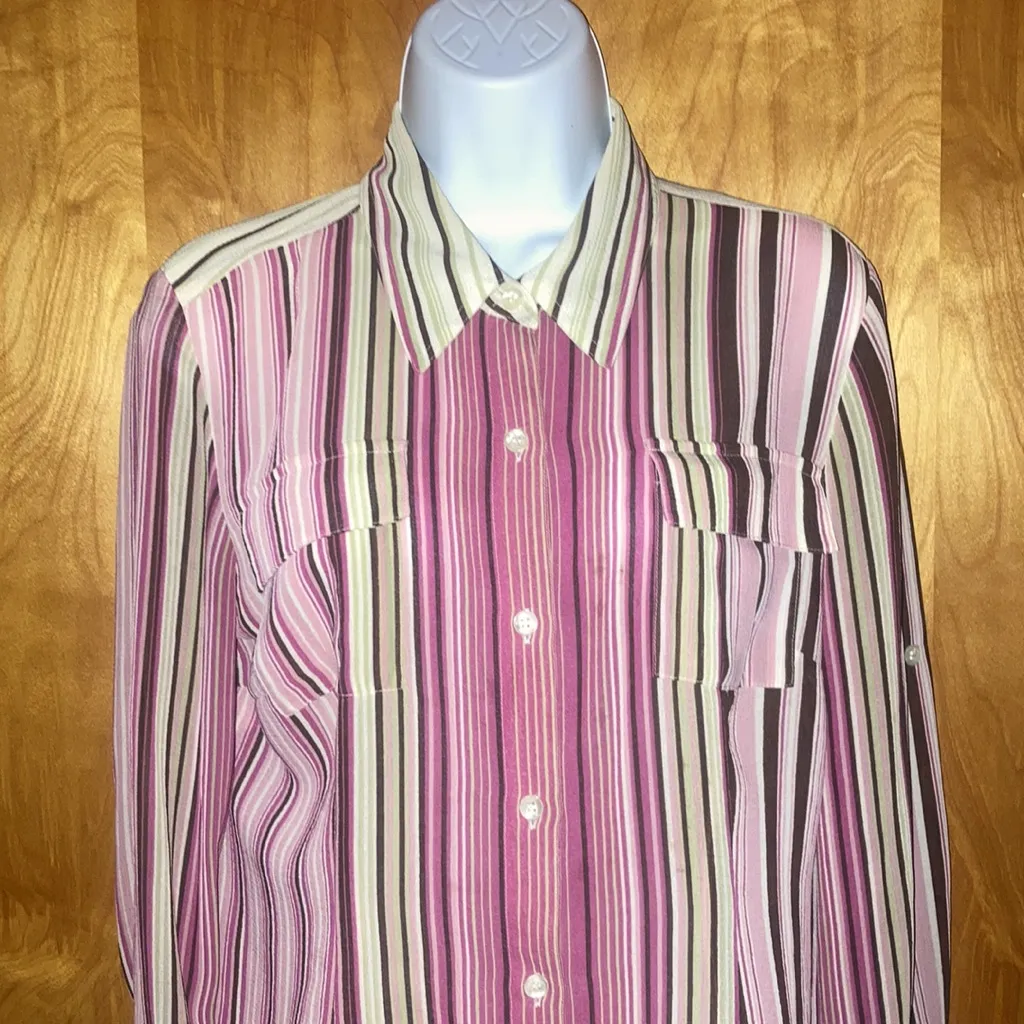 Emma & James a Liz Claiborne Company Striped Button Down Shirt Size Medium Pink - Image 2