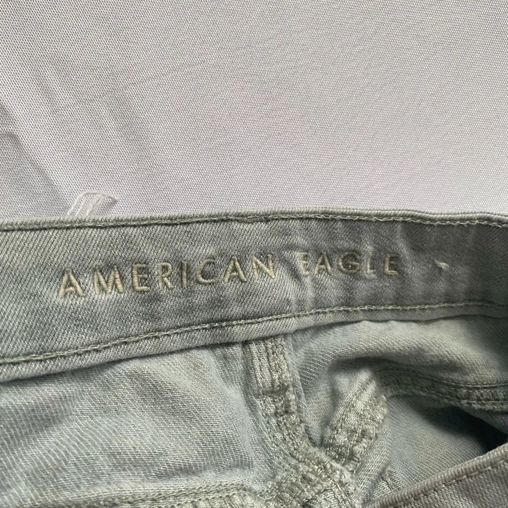 AE77 Green Distressed Straight Jeans - Image 7