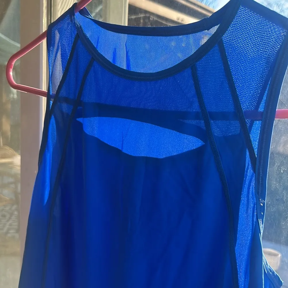 Lululemon Blue Mesh Back Cut-Out Sculpt Tank Top Size 4 - Image 4