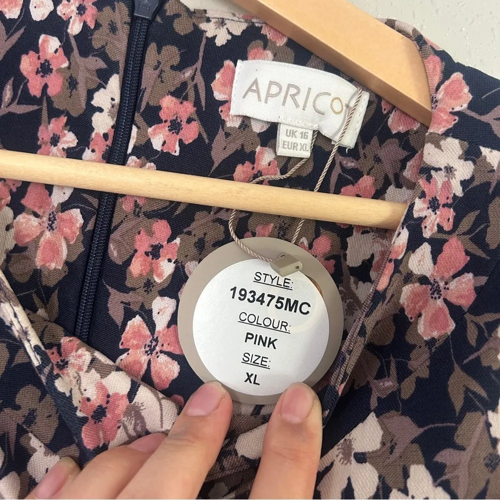 APRICOT Navy and Pink Floral Mini Dress Formal Floral Stretch XL Cinched Side Black - Image 2