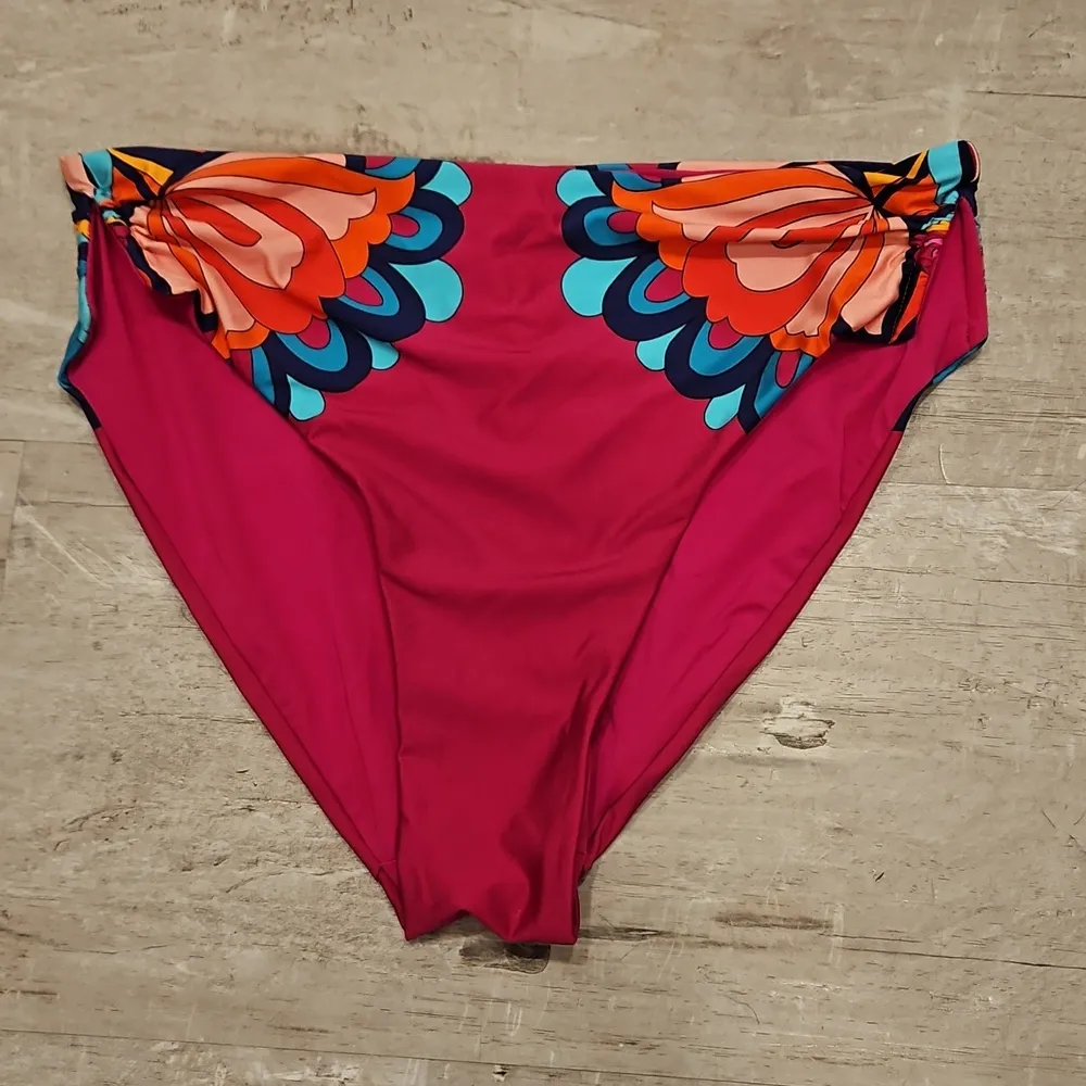 💕TRINA TURK💕 Medallion High Waist Bikini Bottom ~ Pink Medallion Print 8 NWT - Image 5