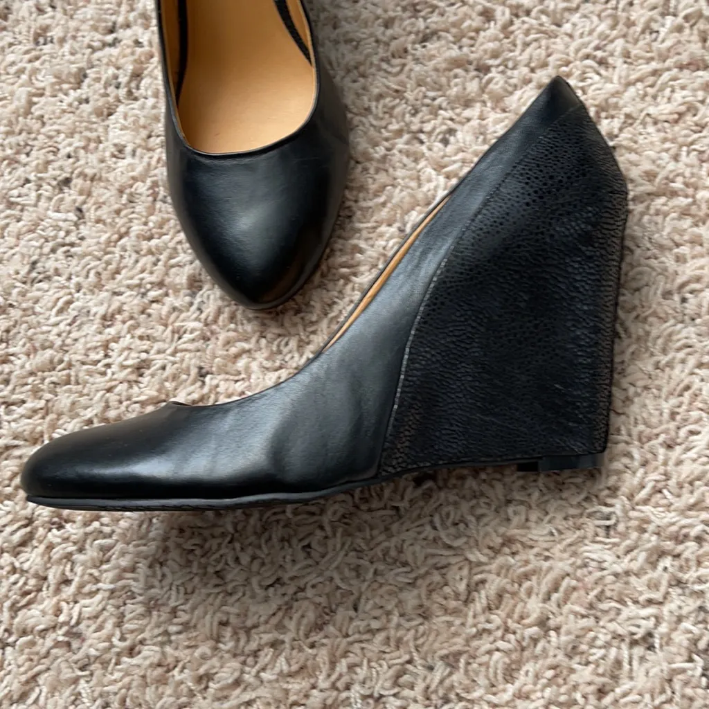 Black Heels - Image 3