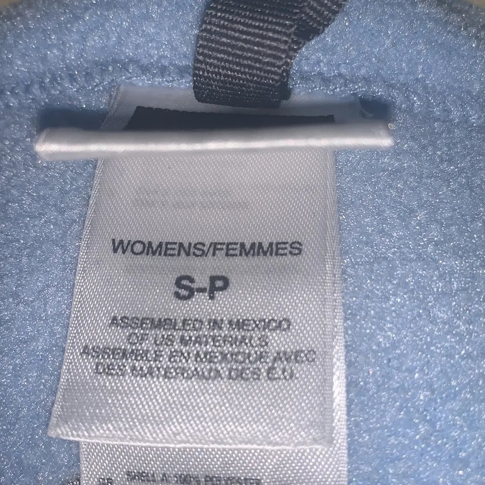 The North Face women’s zip up Polartec fleece jacket size small - Image 8