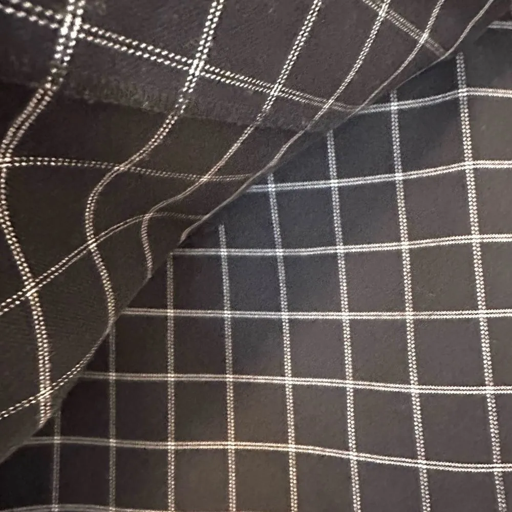 GUC BR Windowpane Skirt - Image 8