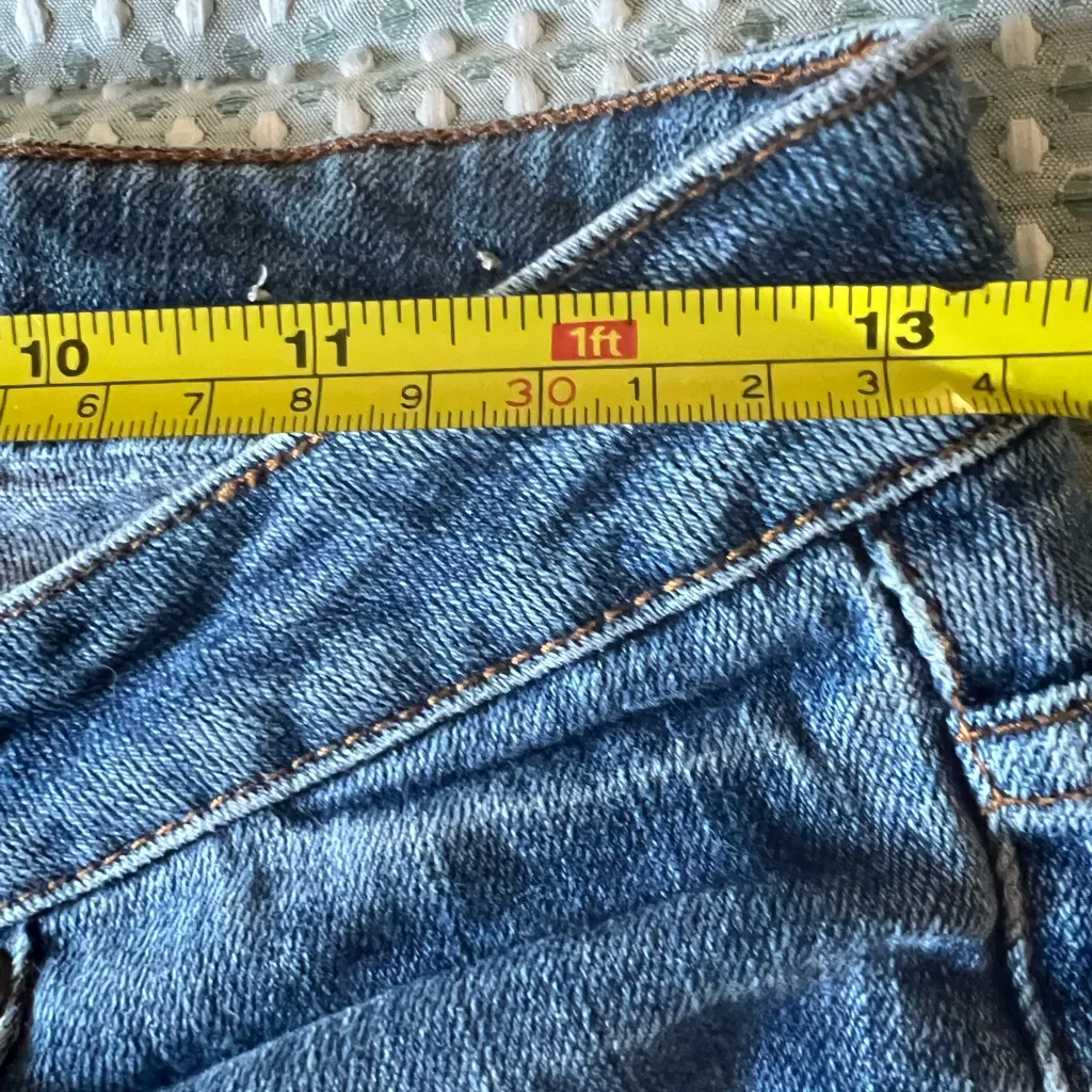 American Rag Classic Blue Denim Jeans Size 3 - Image 8