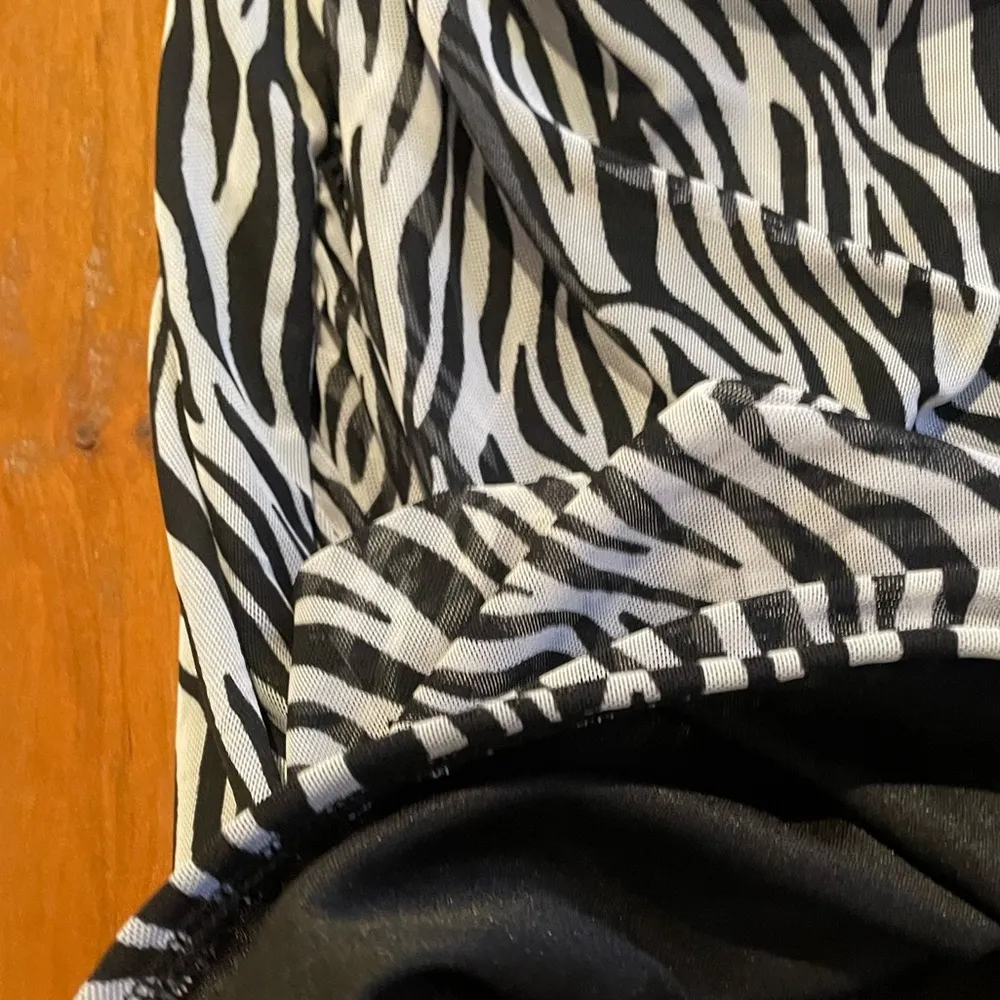 Wild Fable Size Small Fitted Bodycon Zebra Print Mini Dress - Image 7